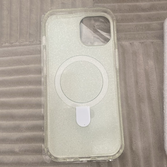 iPhone 15 Stylish Green Marble Phone Case IPhone 15 - Picture 3 of 3